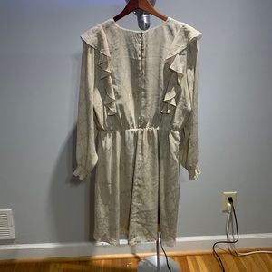 Long sleeve, knee length dress